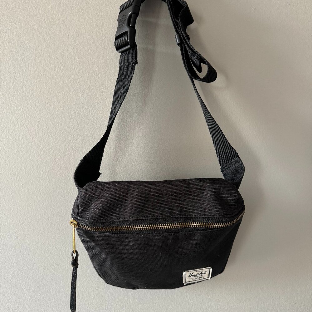 Herschel fanny pack